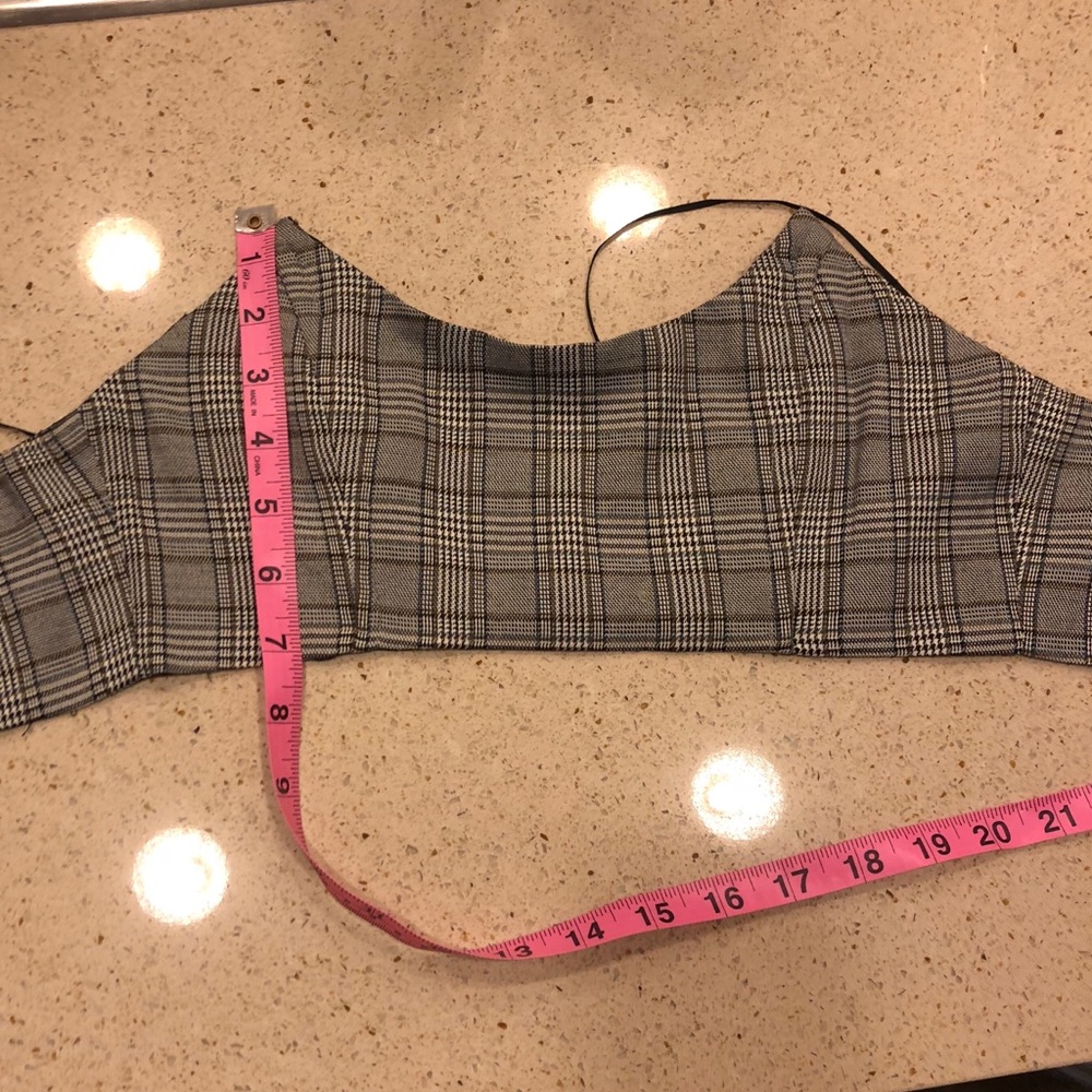 Grey plaid top from LF - Picture 5 of 5